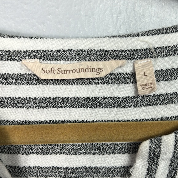 Soft Surroundings Black & White Stripe Floral Embroidered Tunic Top Large - Picture 3 of 9